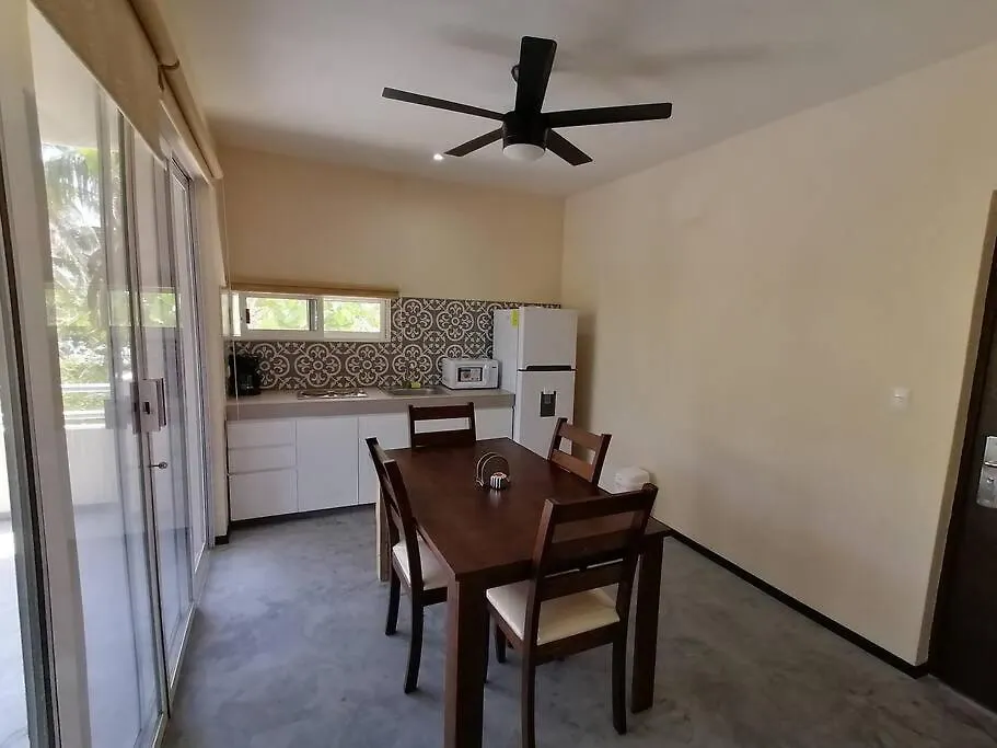 Marysol Great Views Beachfront Next To Nomads D3 Isla Mujeres Appartamento